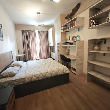 Luxury Apartment III Tbilisi Eksteriør billede